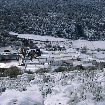 Tugasa Hotel Y Casas Rurales La Posada Villaluenga Del Rosario Exterior foto