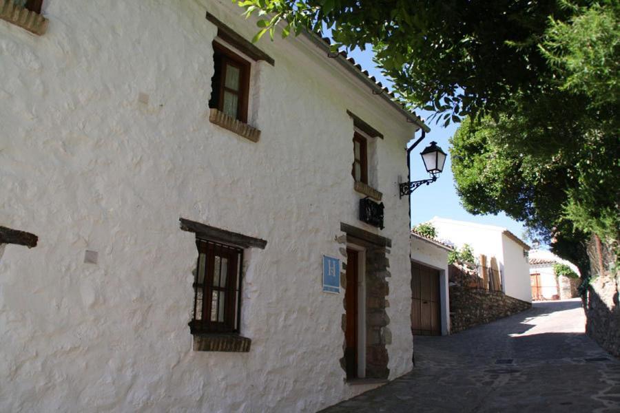 Tugasa Hotel Y Casas Rurales La Posada Villaluenga Del Rosario Exterior foto